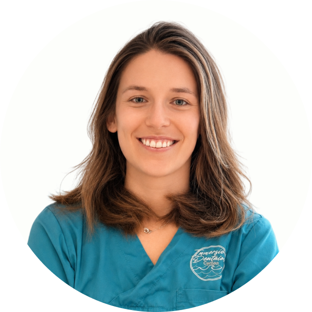Dr Justine Boczmak Immersion dentaire, Dentiste à Carnac